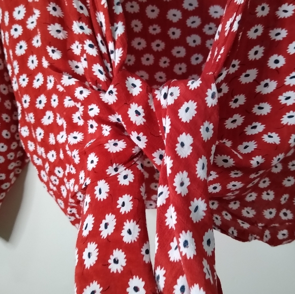 Faithful the Brand Danica Red Floral Wrap Top, size Large - Picture 7 of 11